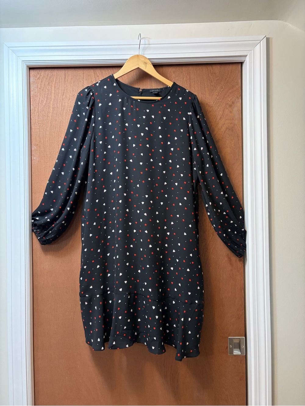 Ann Taylor Black Shift Dress with Red and White Heart Print